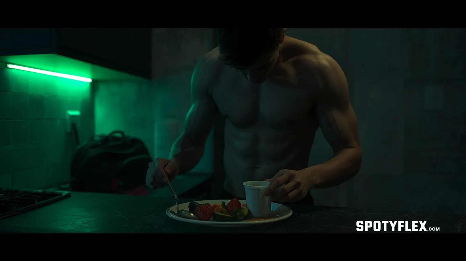 Person eating a pre-workout meal before training